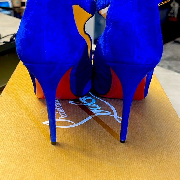 Christian Louboutin Azulejos Heels - Picture 5 of 5